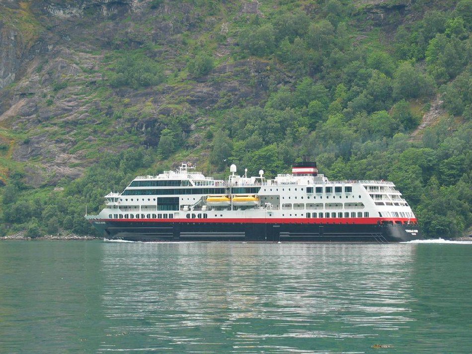 trollfjord0021.jpg